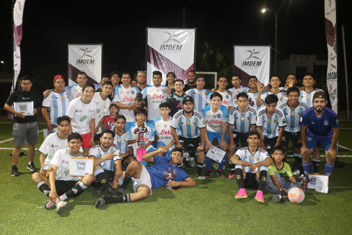 $!Se corona Cenaduría Doña Vicky en la Liga Libre de Valle Bonito