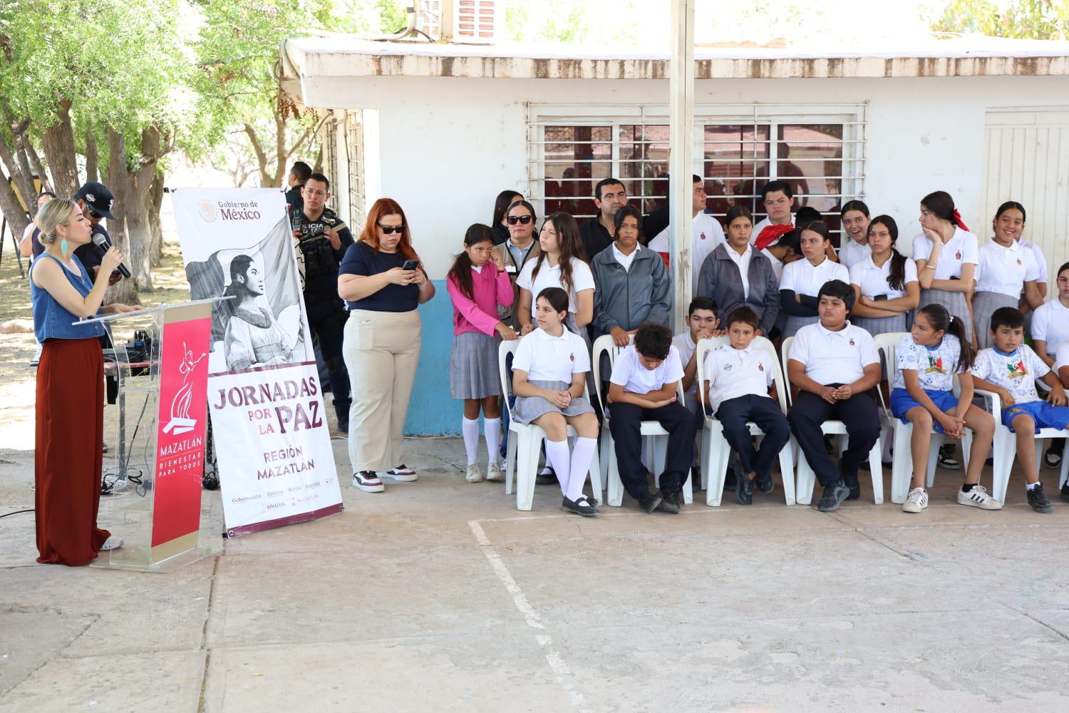 $!Realizan Jornada de Paz ‘Maratón de Lectura’, en El Recreo, en busca de disminuir incidencia delictiva en Mazatlán