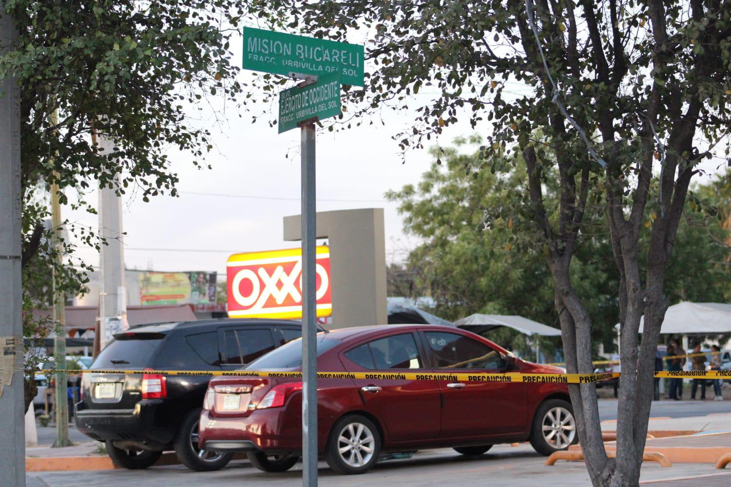 $!Matan a tiros a un hombre dentro de un carro en sector Capistrano, al sur de Culiacán