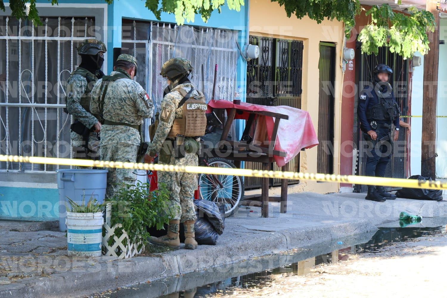 $!Persiguen y hieren a balazos a un hombre en la colonia Lázaro Cárdenas, en Mazatlán