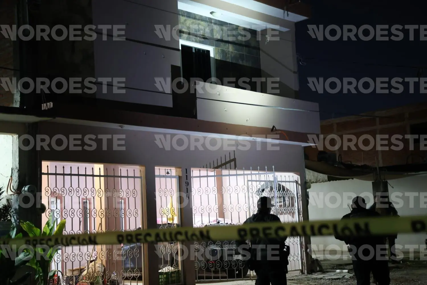 $!Balean casa de policía municipal activo en Valle del Ejido, en Mazatlán; no reportan lesionados
