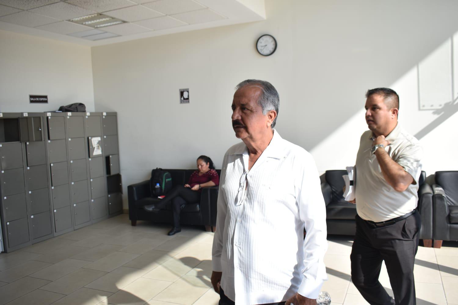 $!Viudas de policías testifican contra Estrada Ferreiro en inicio de juicio oral