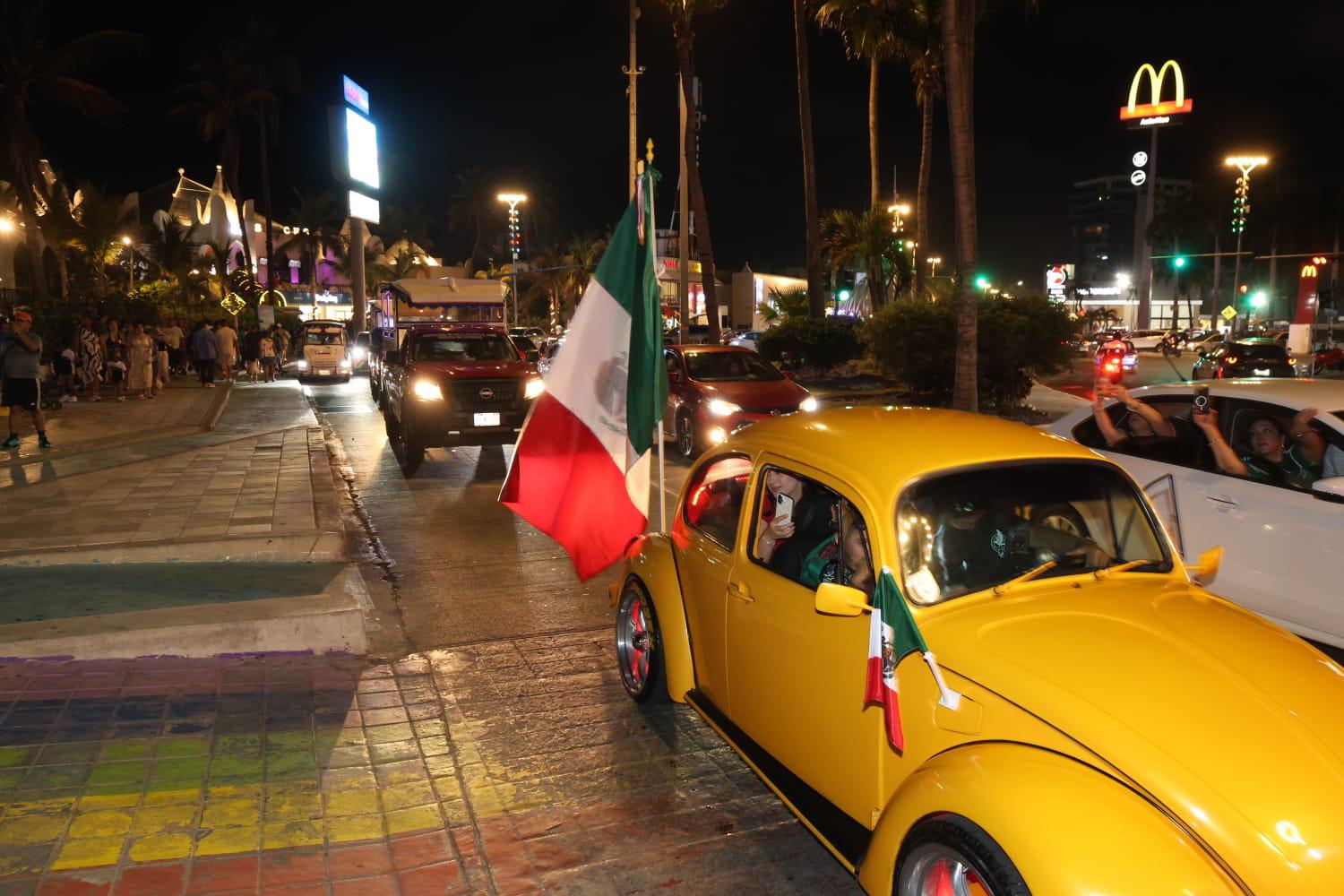 $!Vibra zona turística de Mazatlán con el triunfo de México en el Mundial 2026