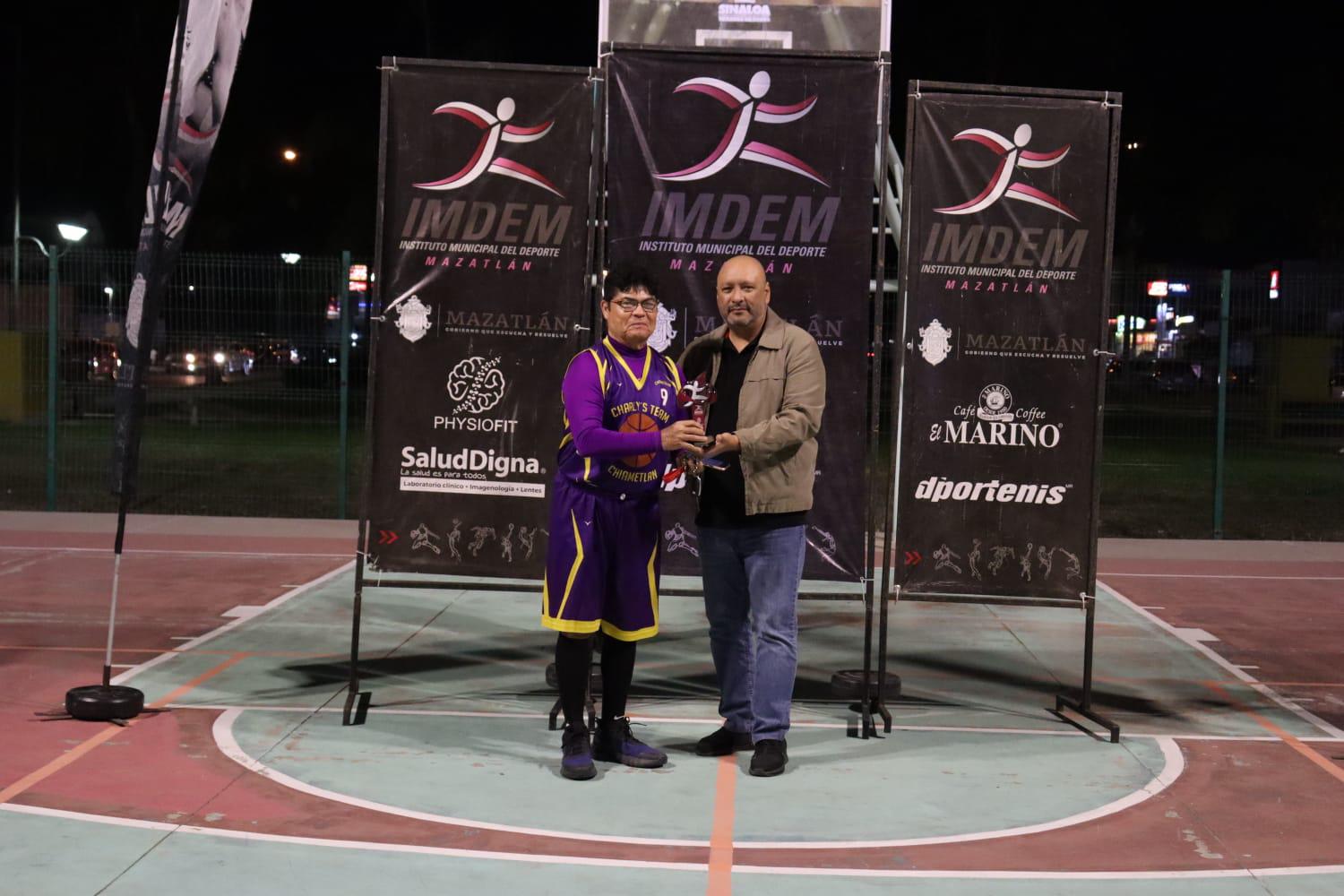 $!Abre nueva temporada la Liga de Baloncesto del Parque Lineal