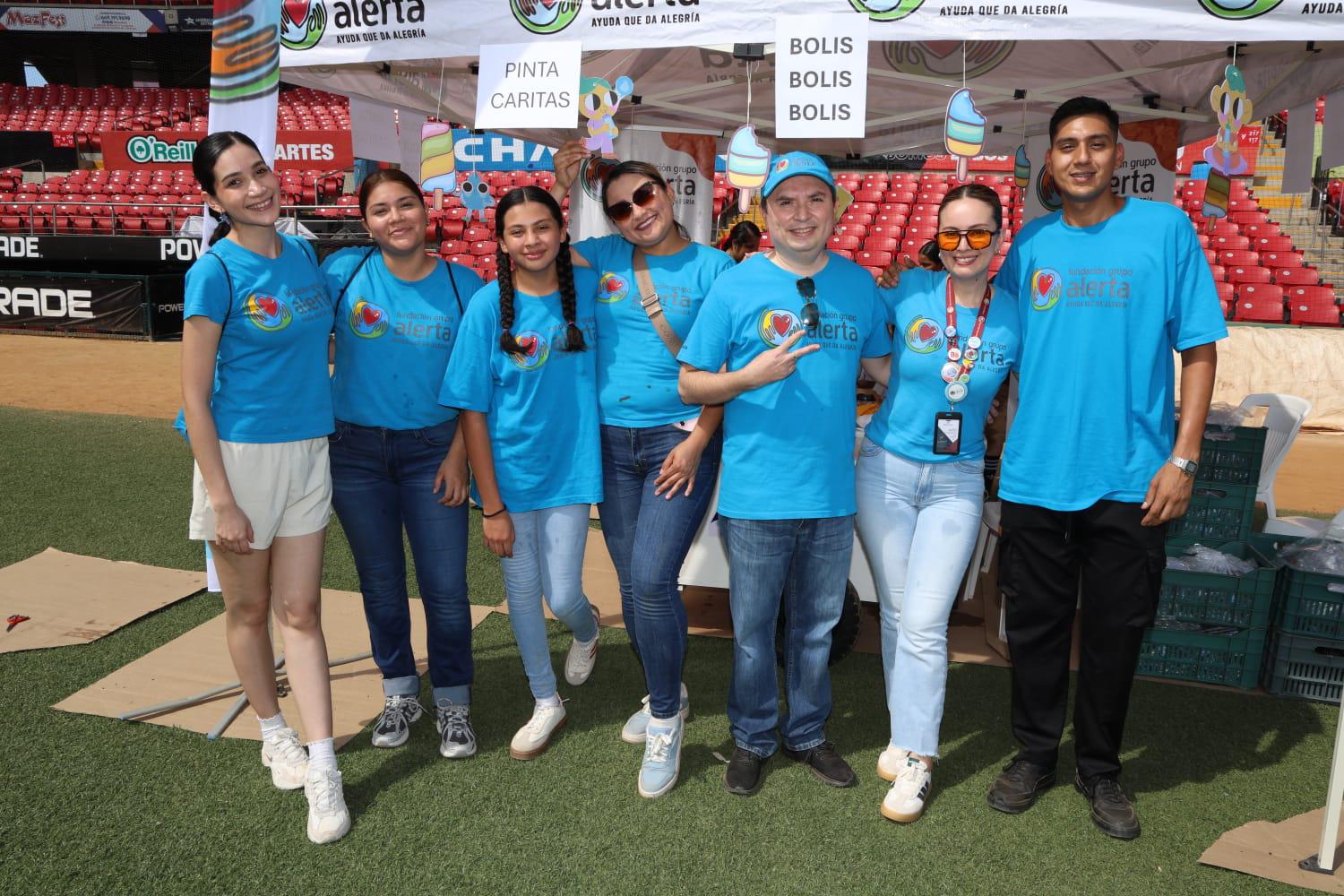 $!Daniela Novelo, Gabriela Osuna, Emily y Denise Anaya, Nelson Salinas, Perla Noriega y Aarón Rodríguez