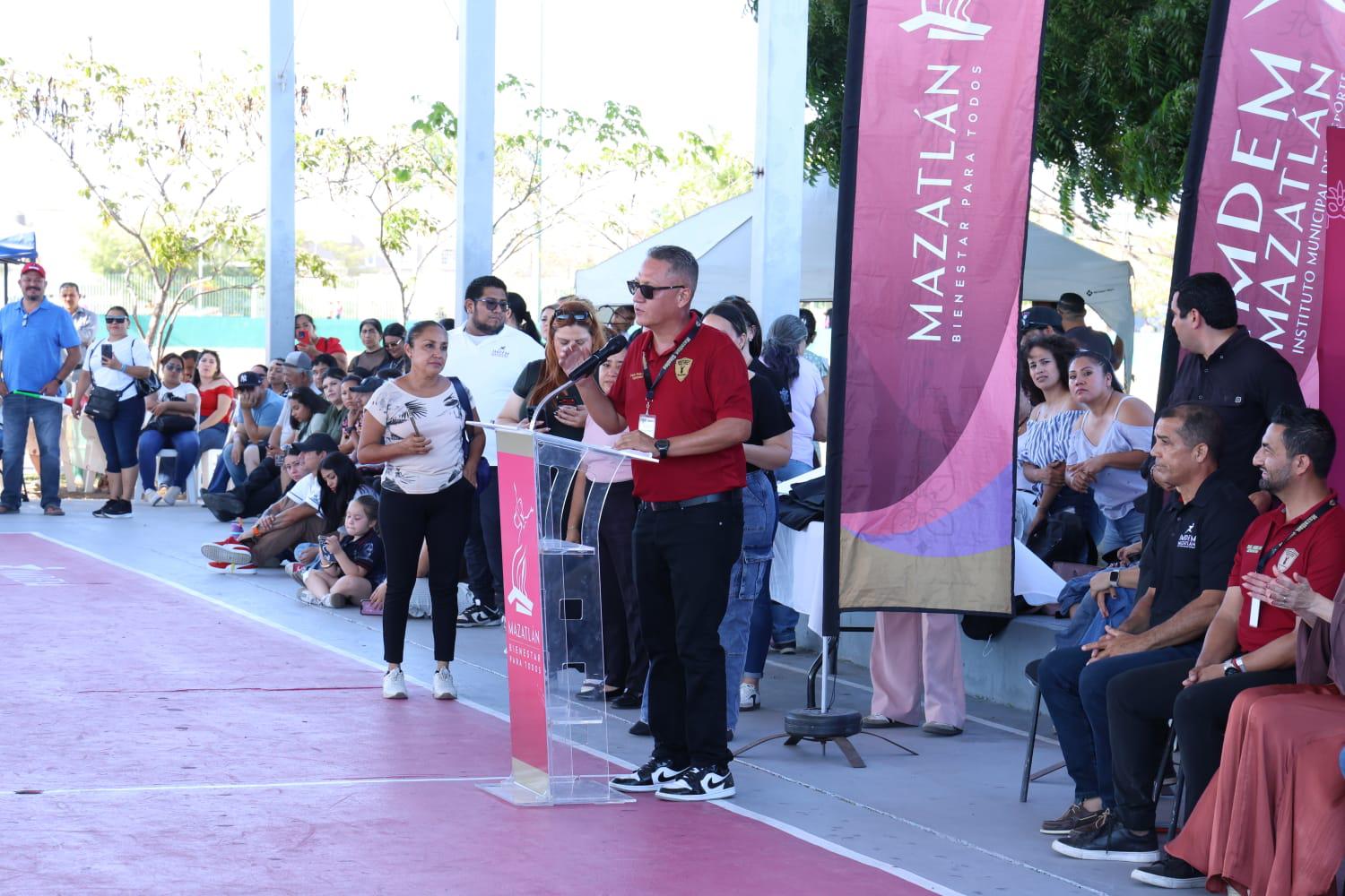 $!Mazatlán recibe a más de 50 escoltas y bandas en Encuentro Nacional Perla del Pacífico