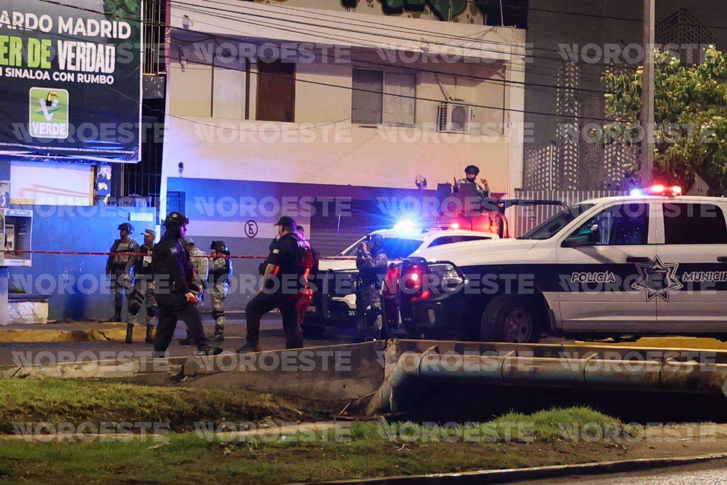 $!Ataque a balazos contra expendio de El Toreo deja un muerto y un herido en Mazatlán