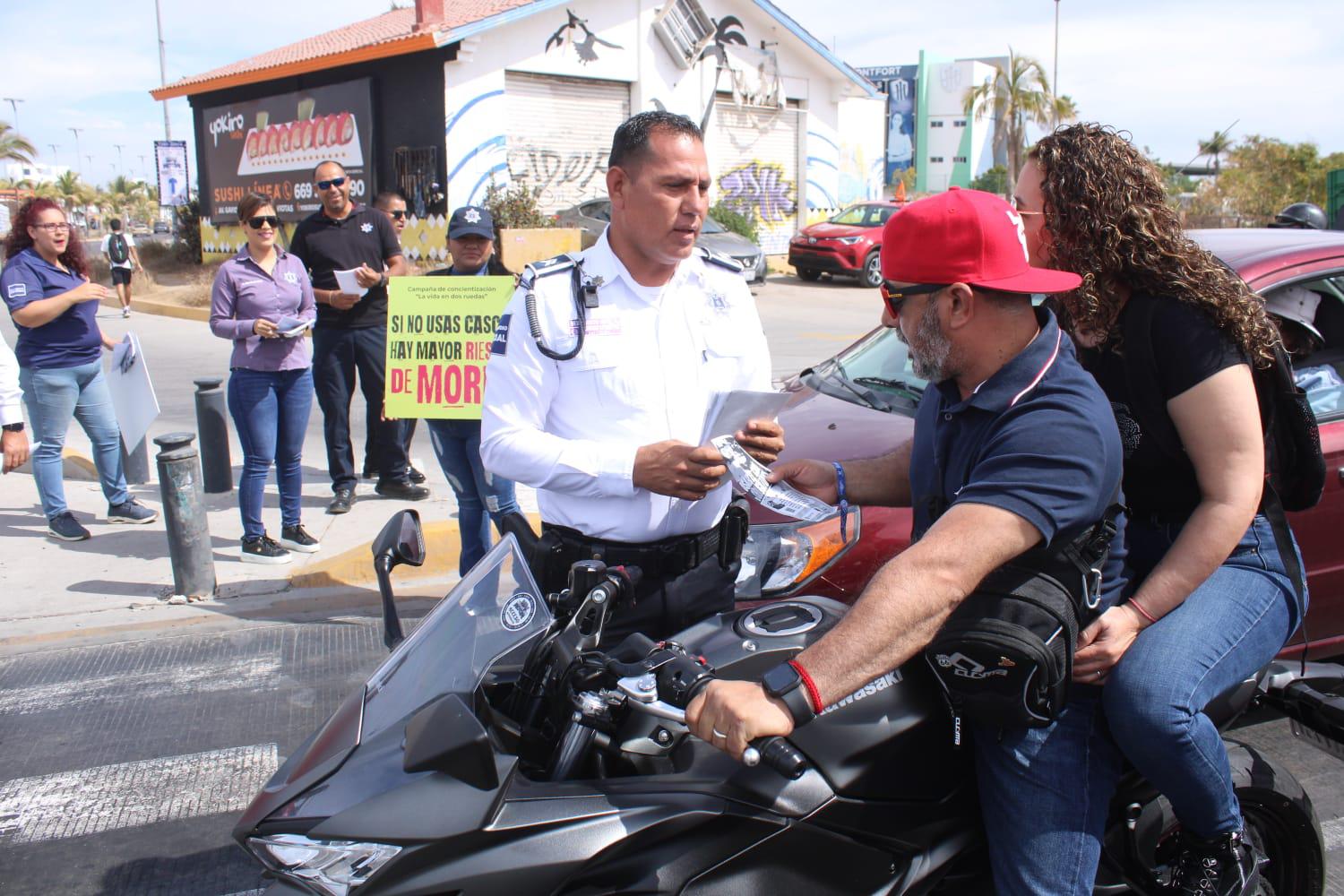 $!Llaman a motociclistas a respetar la ley y no realizar acrobacias en las calles