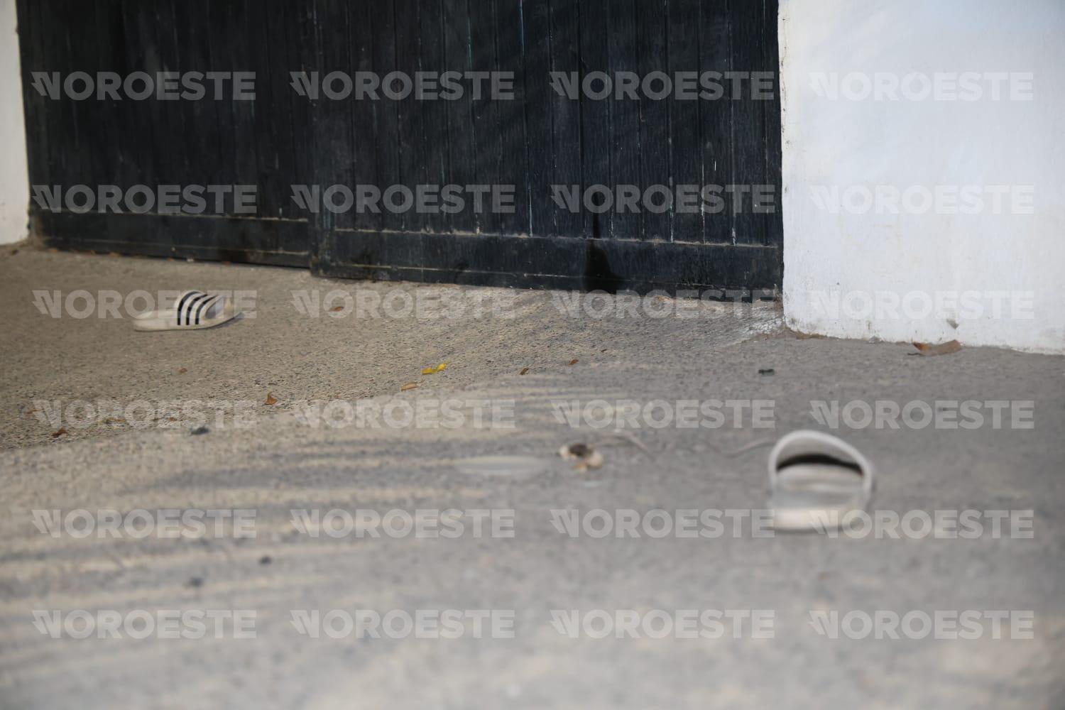 $!Persiguen y asesinan a balazos a un hombre en la colonia Independencia, en Mazatlán