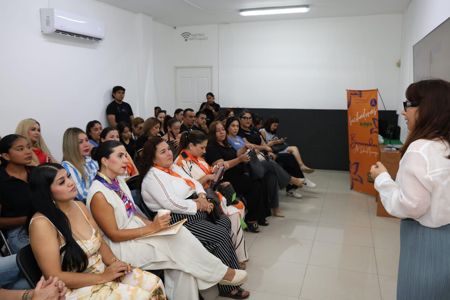 $!Analizan la carga emocional y los desafíos que enfrentan las mujeres en el ámbito laboral y familiar