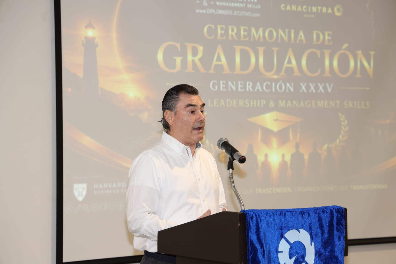$!Canacintra gradúa a 25 líderes para enfrentar la transformación industrial