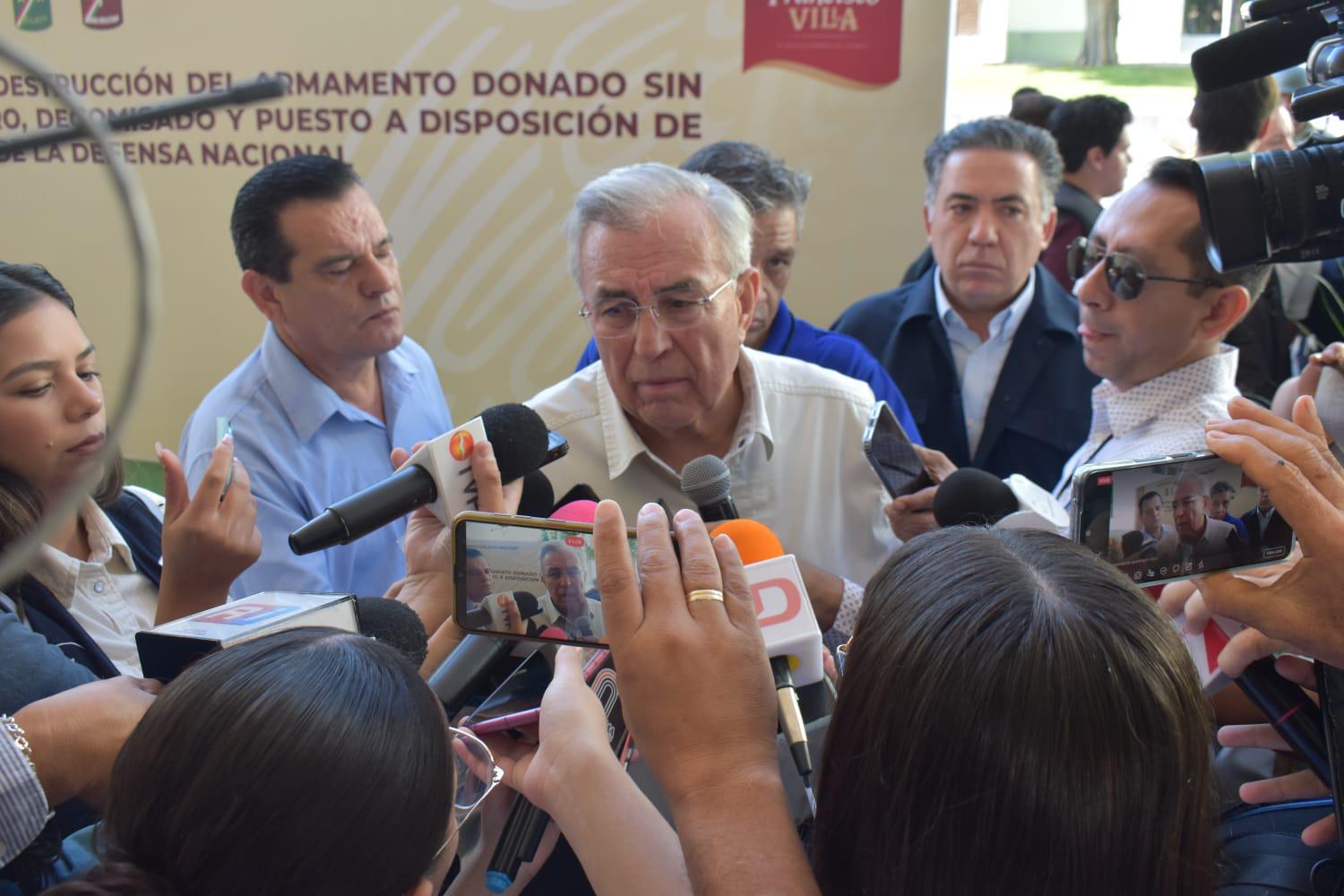 $!Interponen universitarios denuncia ante FGR por daño patrimonial de $128 millones a la UAS