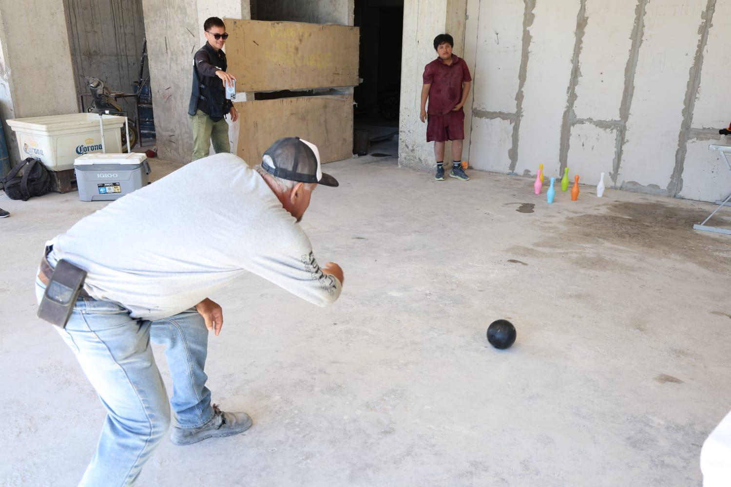 $!Adelantan albañiles y trabajadores de la construcción festejo por el Día de la Santa Cruz