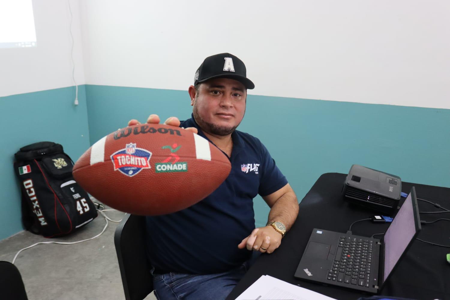$!Alistan ofensiva equipos mazatlecos en la Liga Escolar Tochito NFL