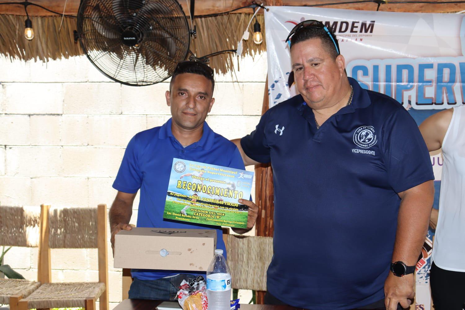 $!Premian a lo mejor de abril en la Superveteranos Municipal