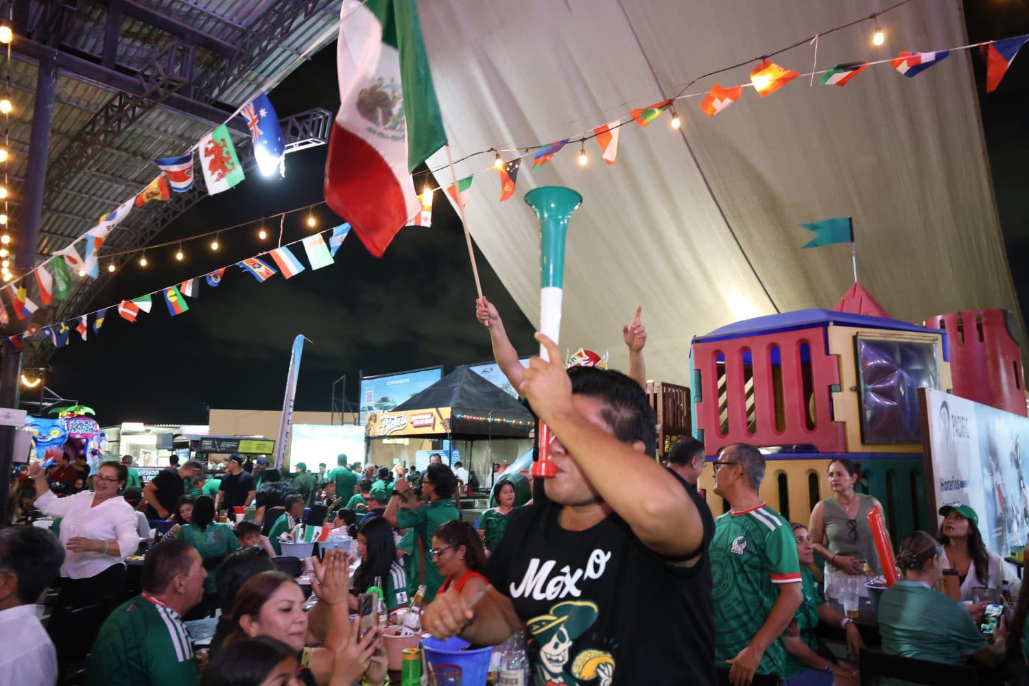 $!Vibra zona turística de Mazatlán con el triunfo de México en el Mundial 2026