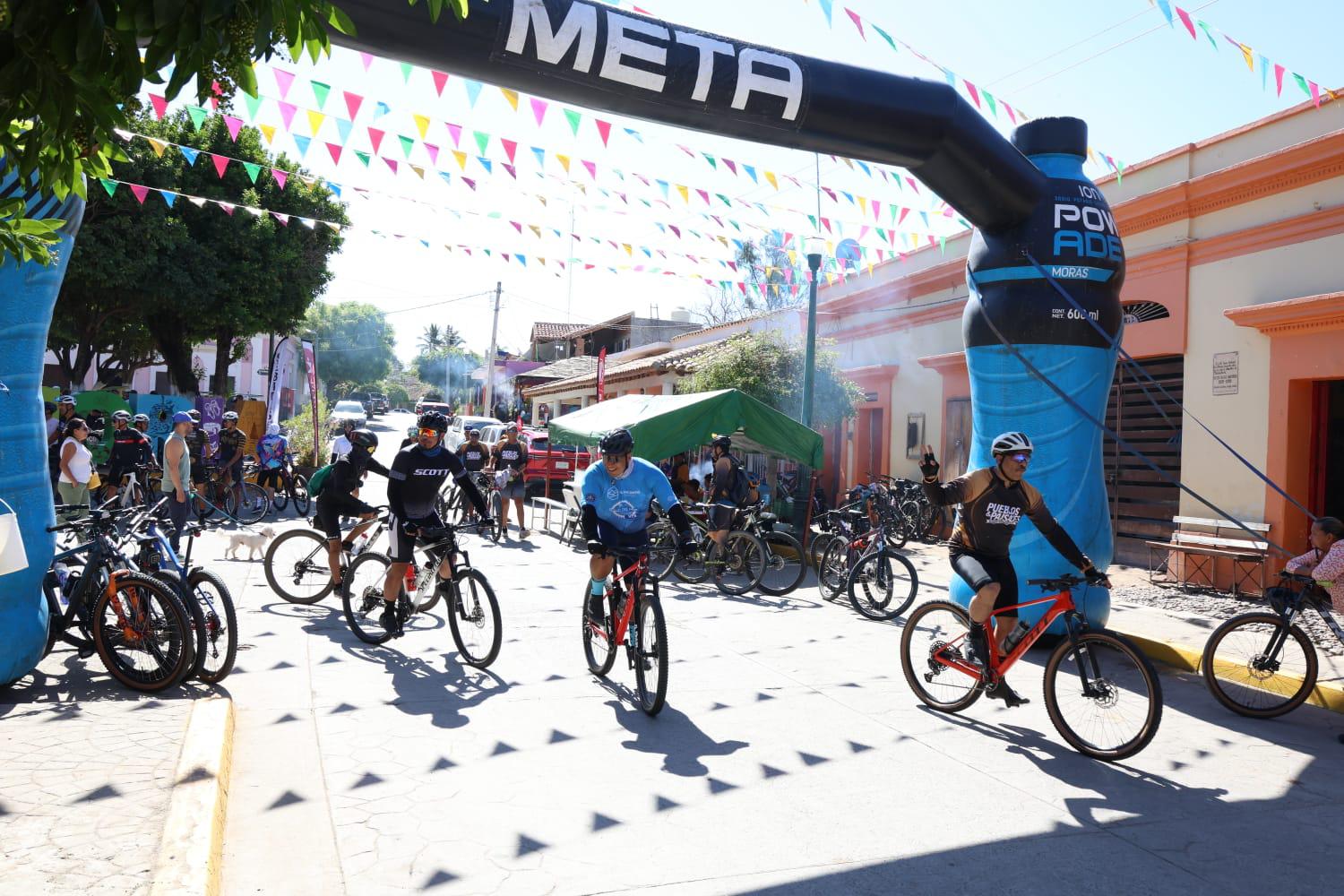 $!Mazatlán pedalea: más de mil ciclistas en Pueblos y Paisajes 2026