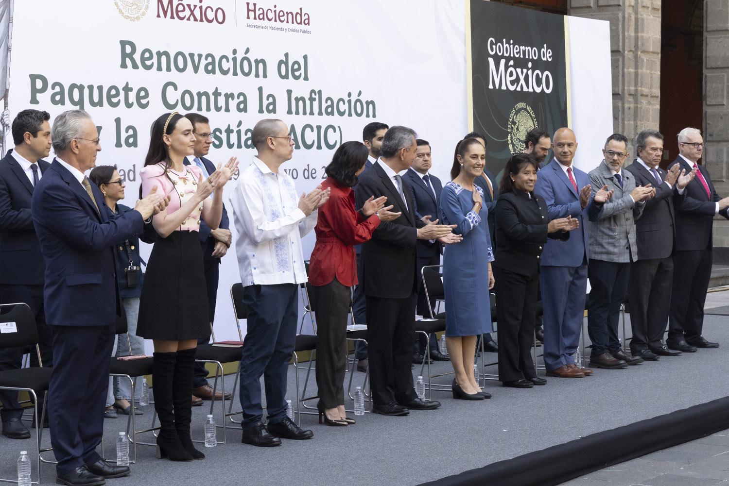 $!Sheinbaum y empresas firman pacto para mantener precios de canasta básica en tiendas de autoservicio