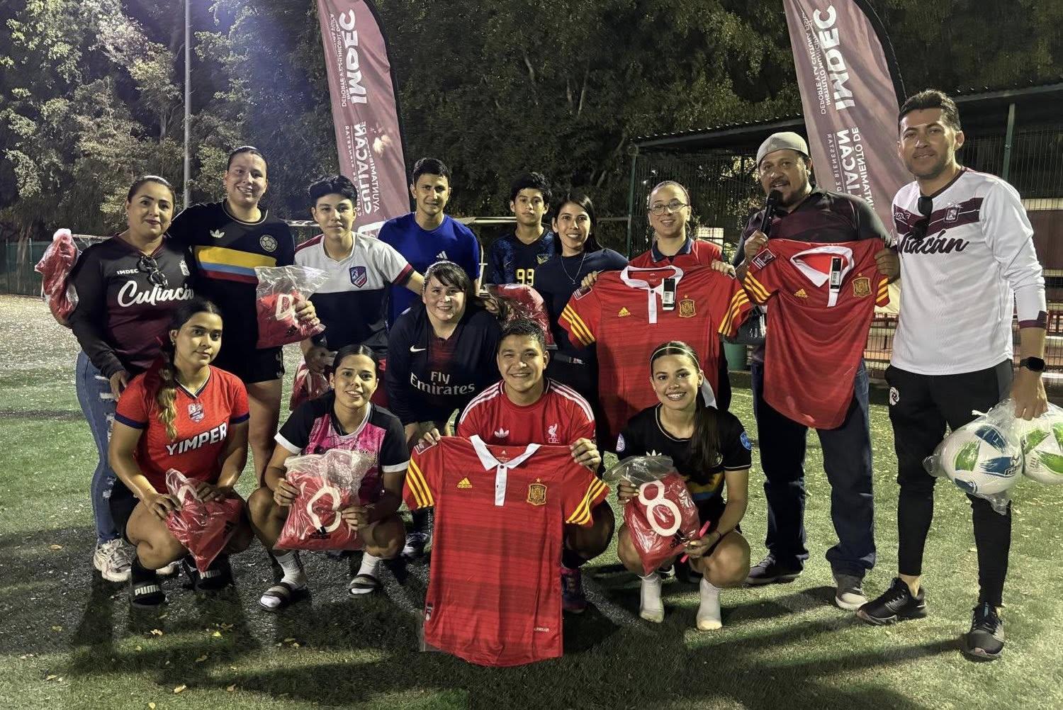 $!Deportivo Aliwater se corona en el Torneo Minisoccer Mixto Libre Imdec 2026