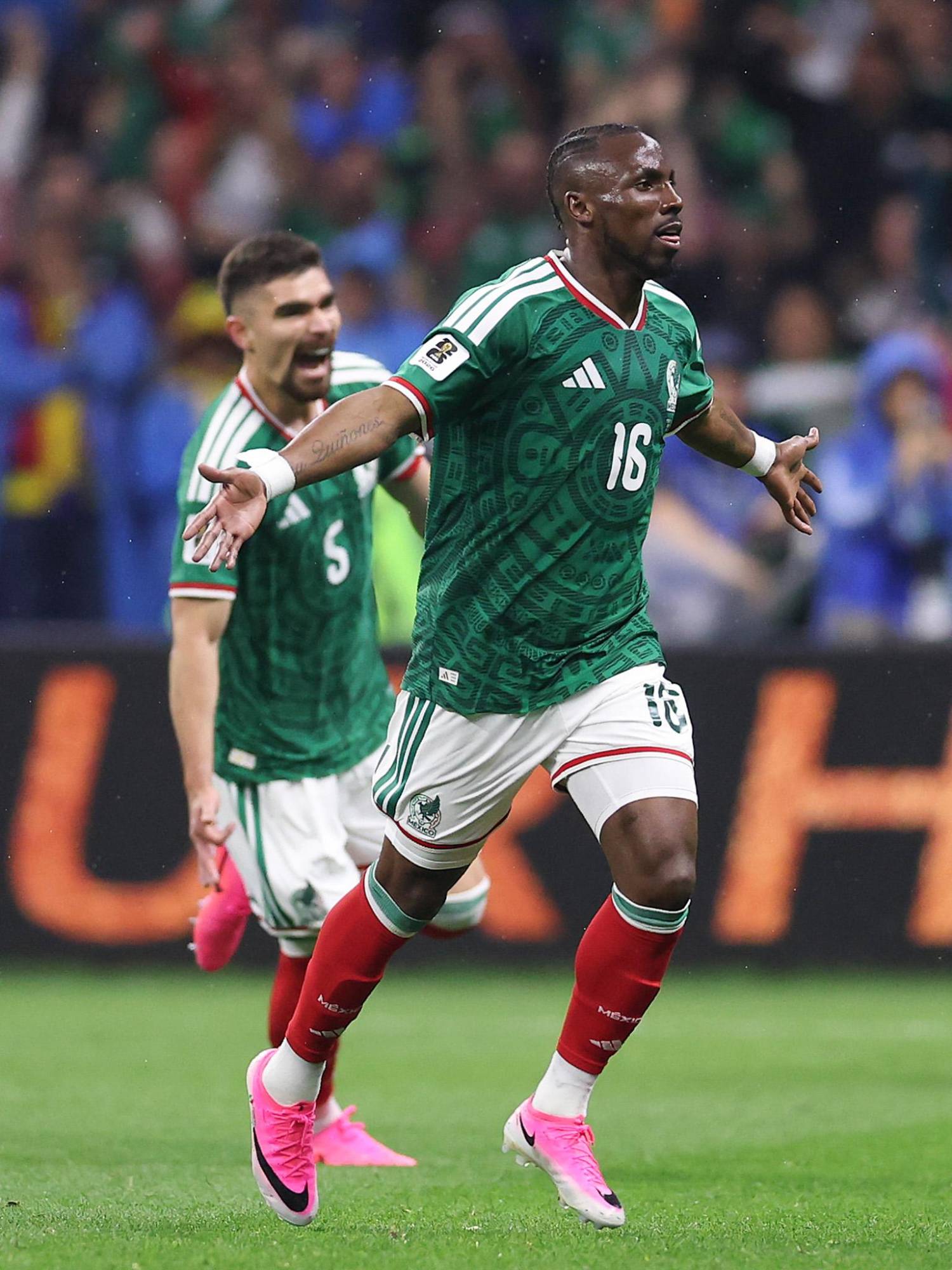 $!México venció a Ecuador y superó una fase de eliminación directa en Mundiales después de 40 años