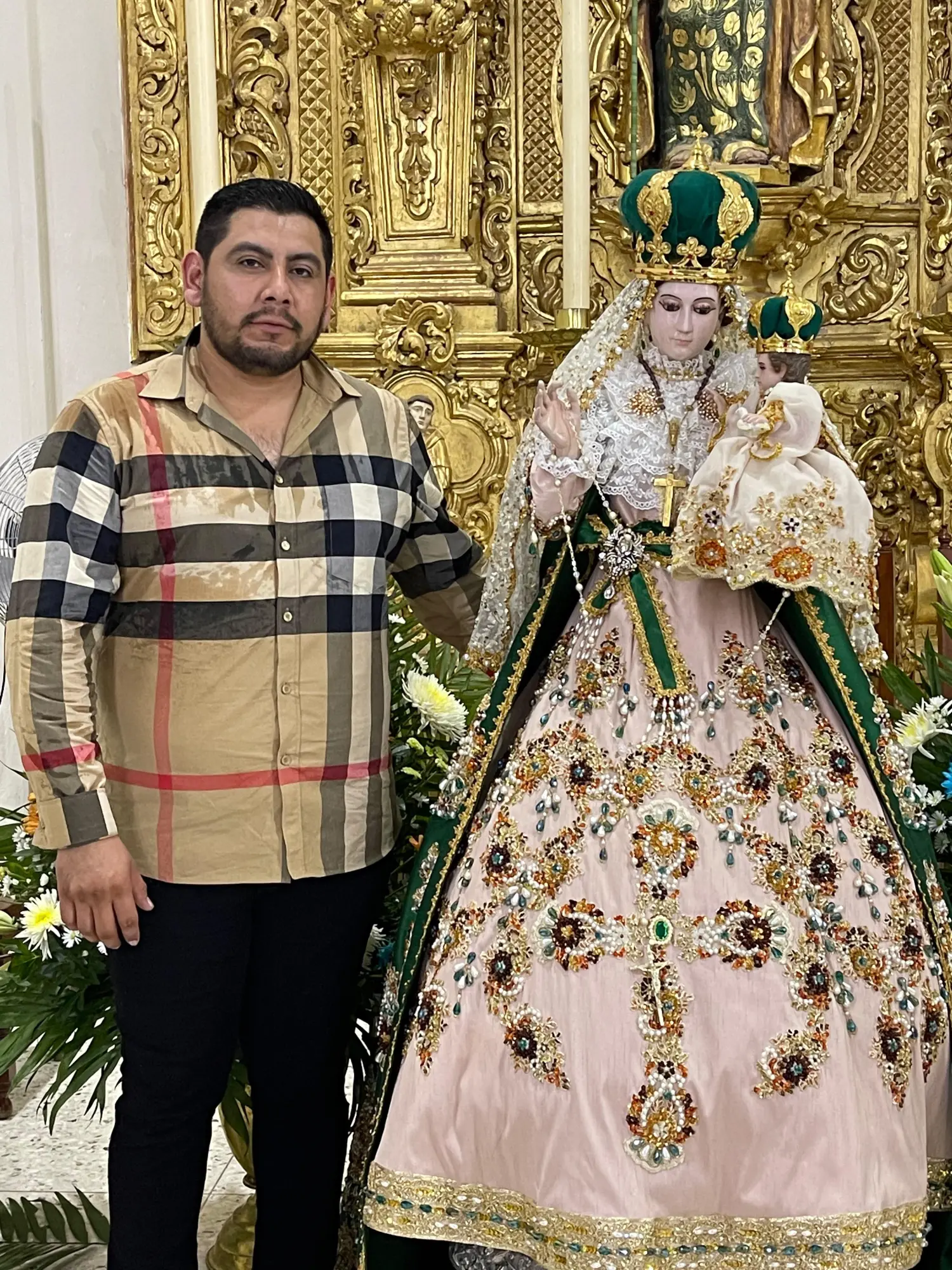 $!Su primera donación a Nuestra Señora del Rosario.