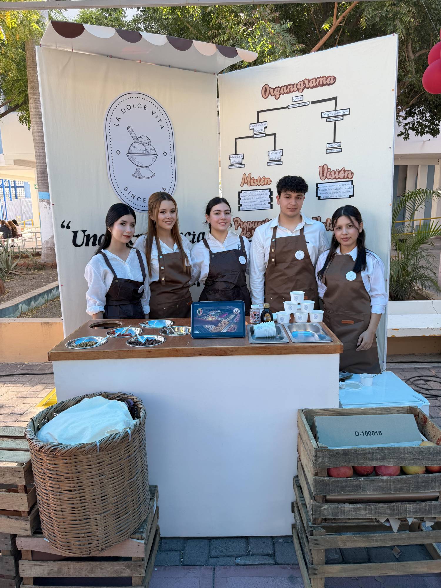 $!Jóvenes talentos del ICO presentan proyectos empresariales en Feria Emprendedora 2026