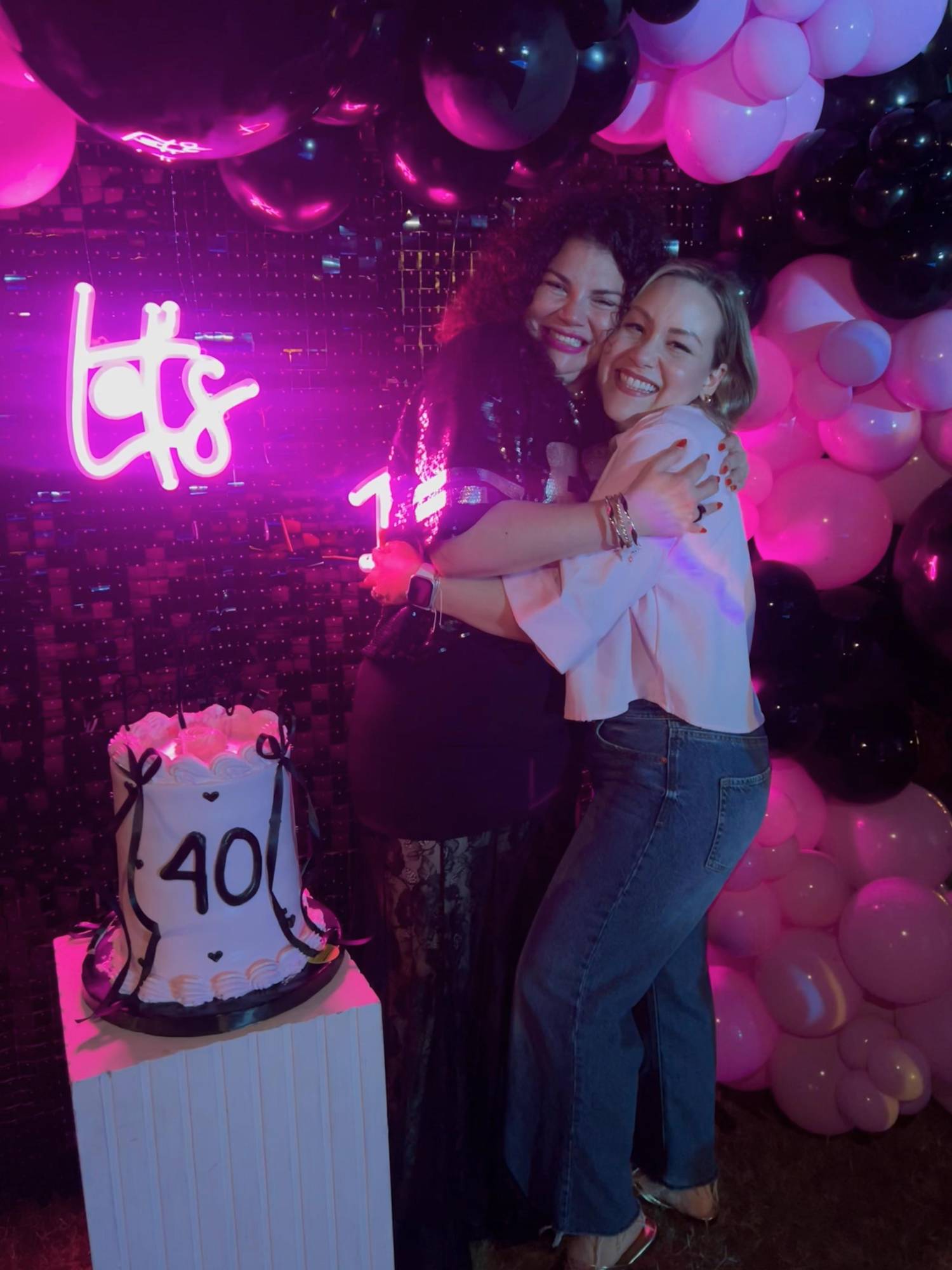 $!La cumpleañera con Mariana Ramos.