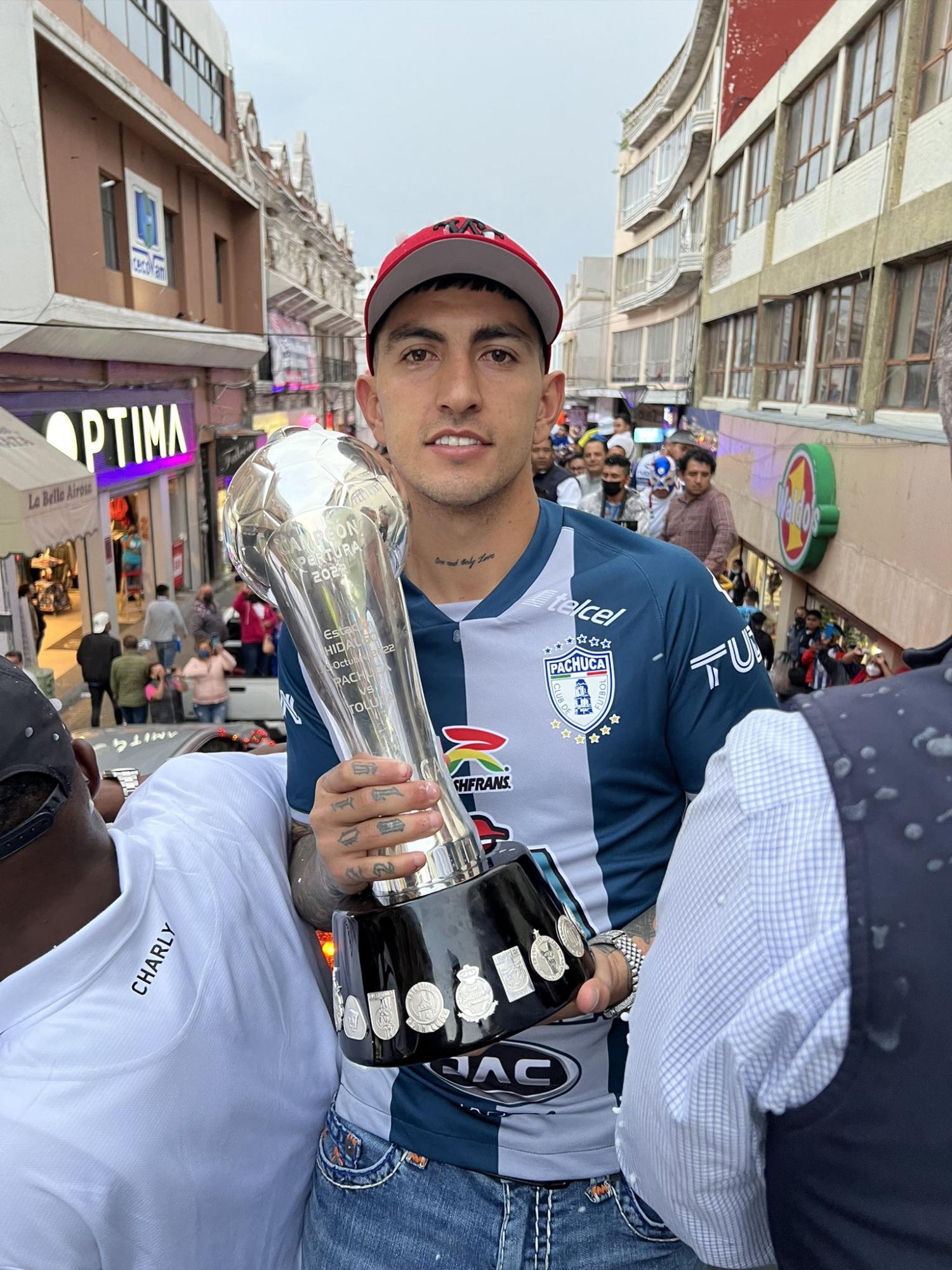 $!Pachuca desfiló con el séptimo título en el futbol mexicano, por calles de una ciudad eufórica