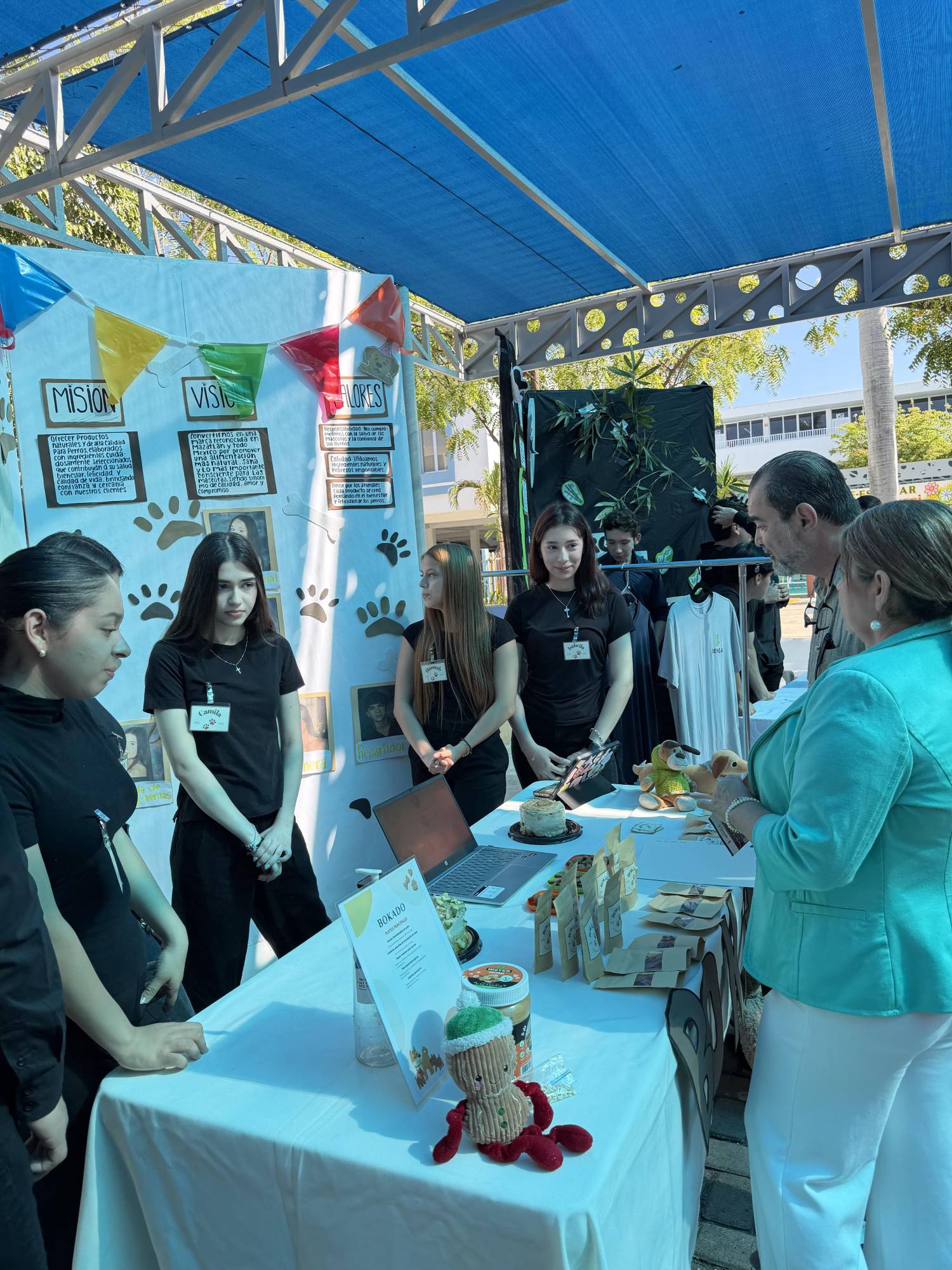 $!Jóvenes talentos del ICO presentan proyectos empresariales en Feria Emprendedora 2026