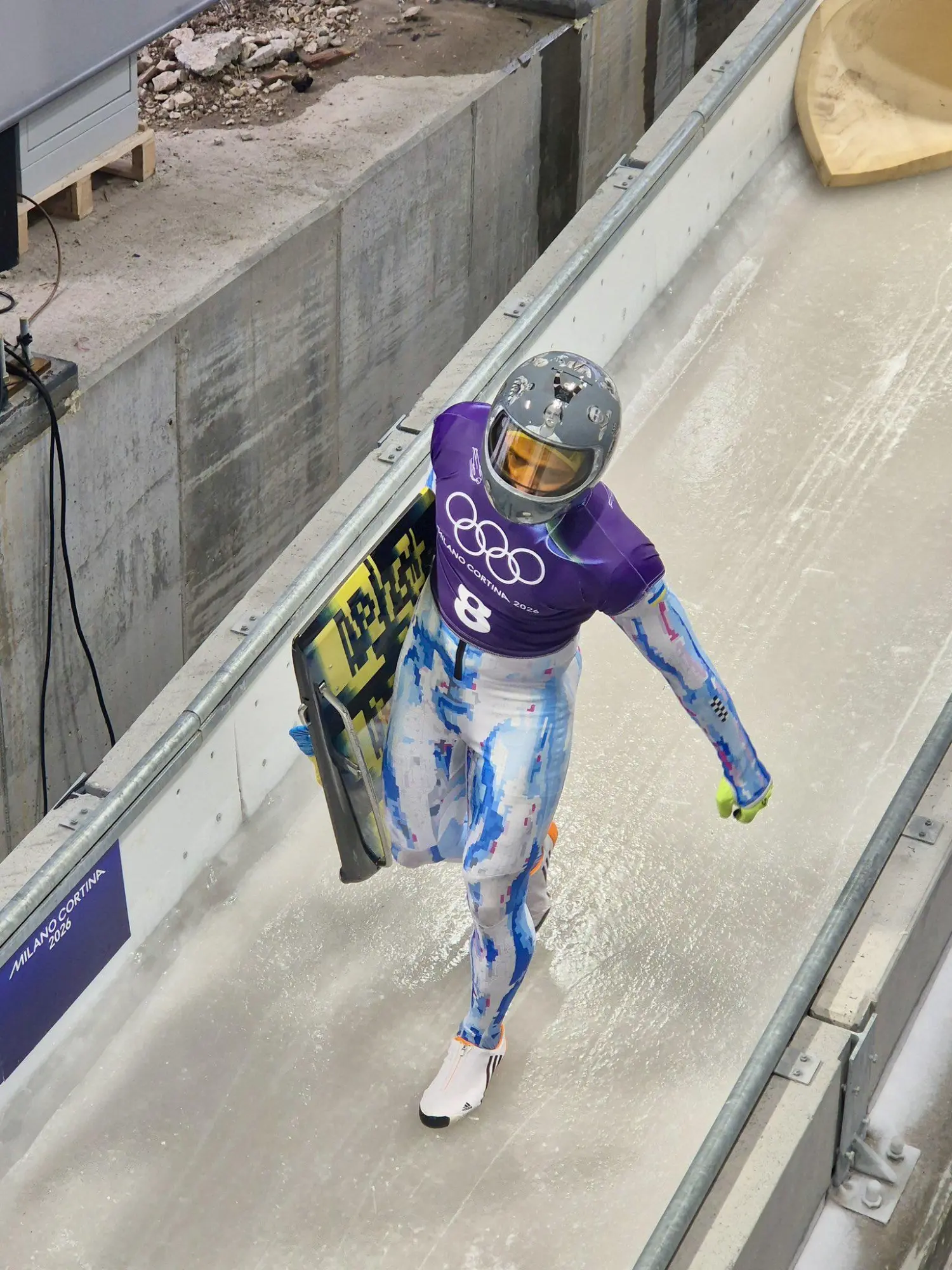 $!Vladyslav Heraskevych, descalificado en Milán-Cortina por usar casco en homenaje a atletas ucranianos caídos
