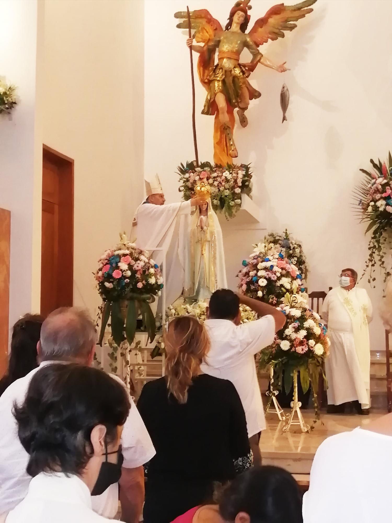 $!El Obispo Mario Espinosa Contreras en la Proclamación del Santuario Santa María de América.