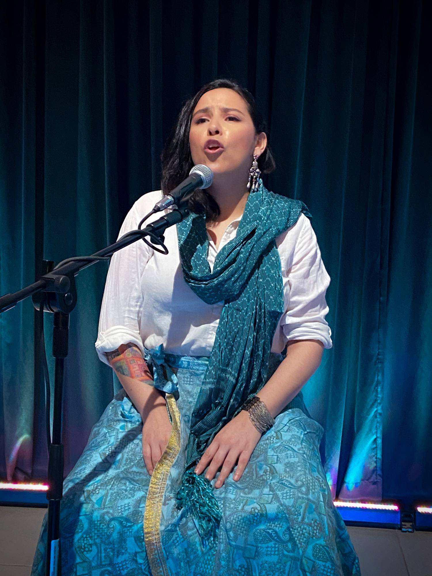 $!Comparte María Inés Ochoa Canciones con sentimiento en concierto en línea