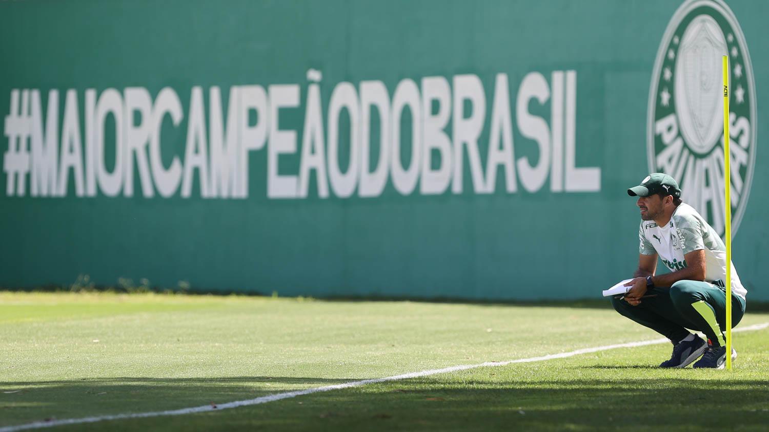 $!Brasil ordena interrumpir los torneos locales de futbol por una nueva oleada de Covid-19