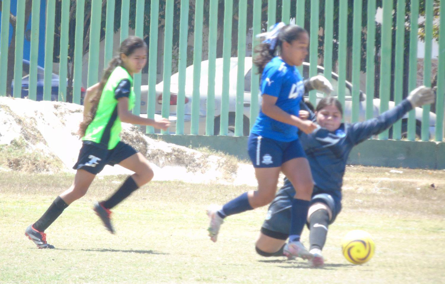 $!Leonas buscará el título de la Copa Mazatlán Femenil