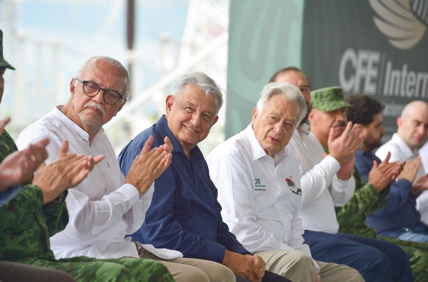 $!Se impulsará mecanismo para evitar privatizaciones en la CFE, anuncia López Obrador