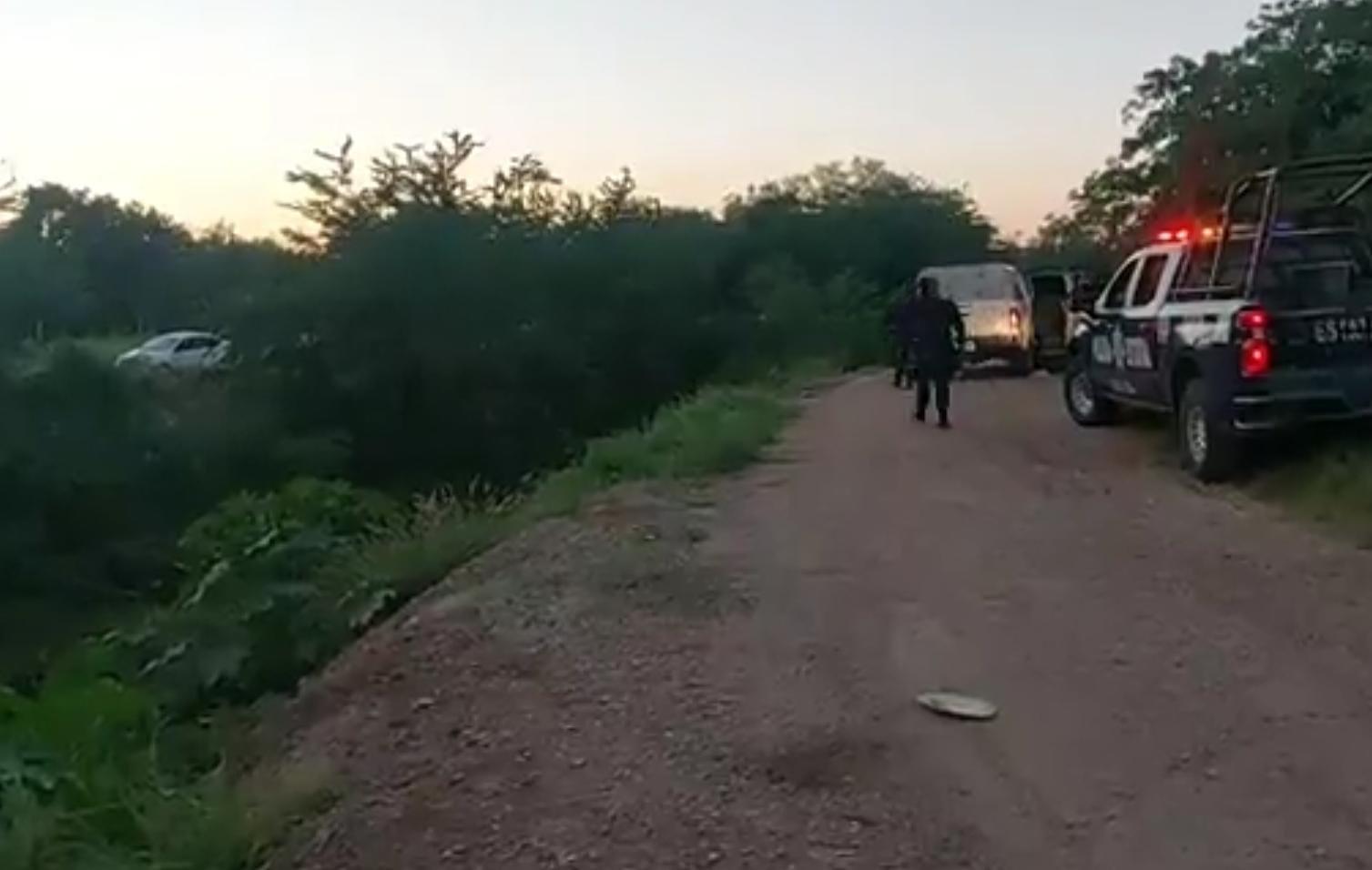 $!Localizan el cuerpo de un hombre en el canal de Infonavit Las Flores en Culiacán