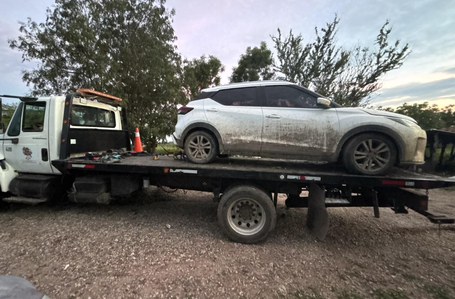$!Confirma Marina tres detenidos, arma, cartuchos, droga y radios en Real del Valle, en Mazatlán