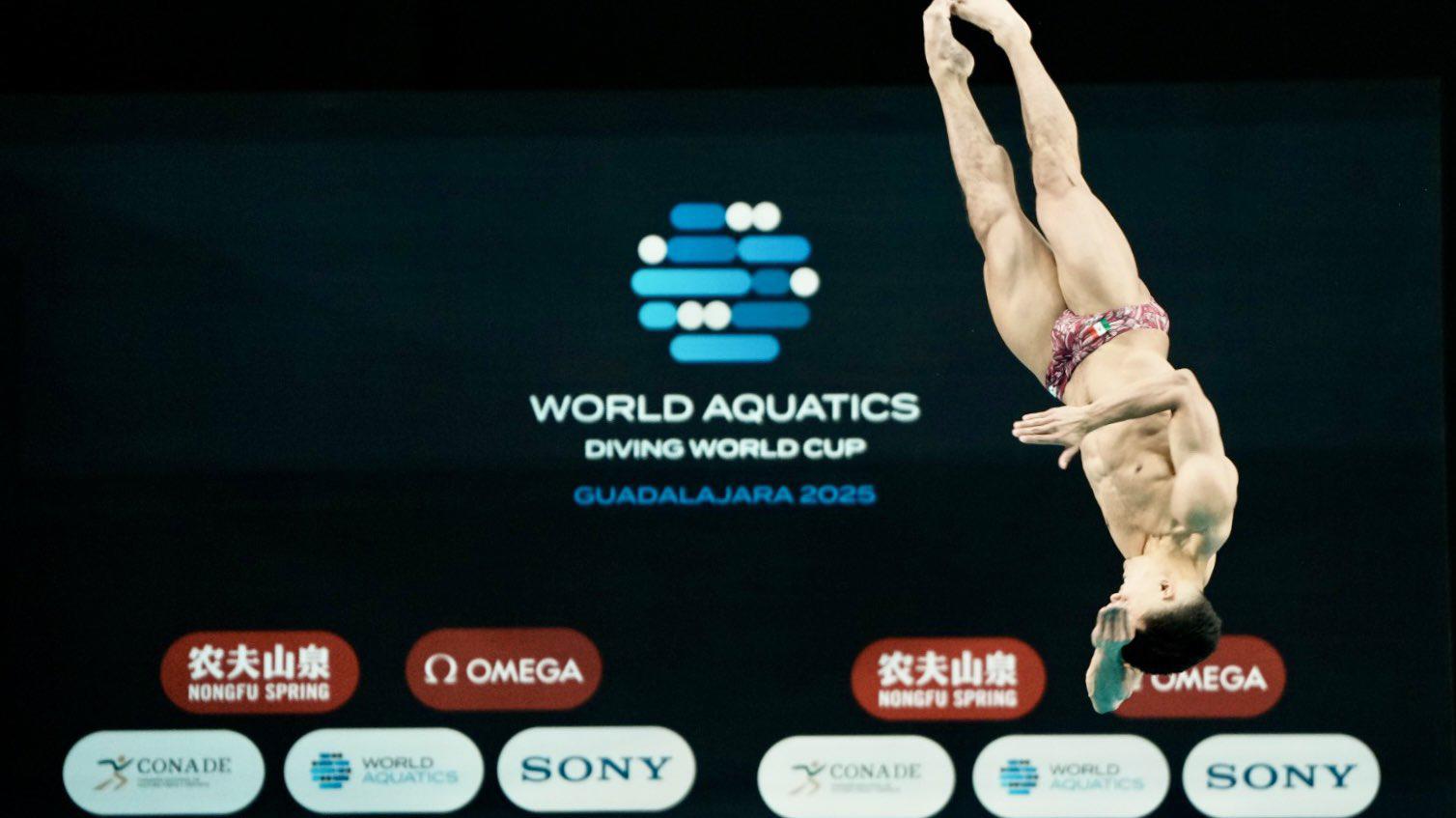 $!Osmar Olvera queda fuera de la final de trampolín de tres metros en la Copa del Mundo de Clavados
