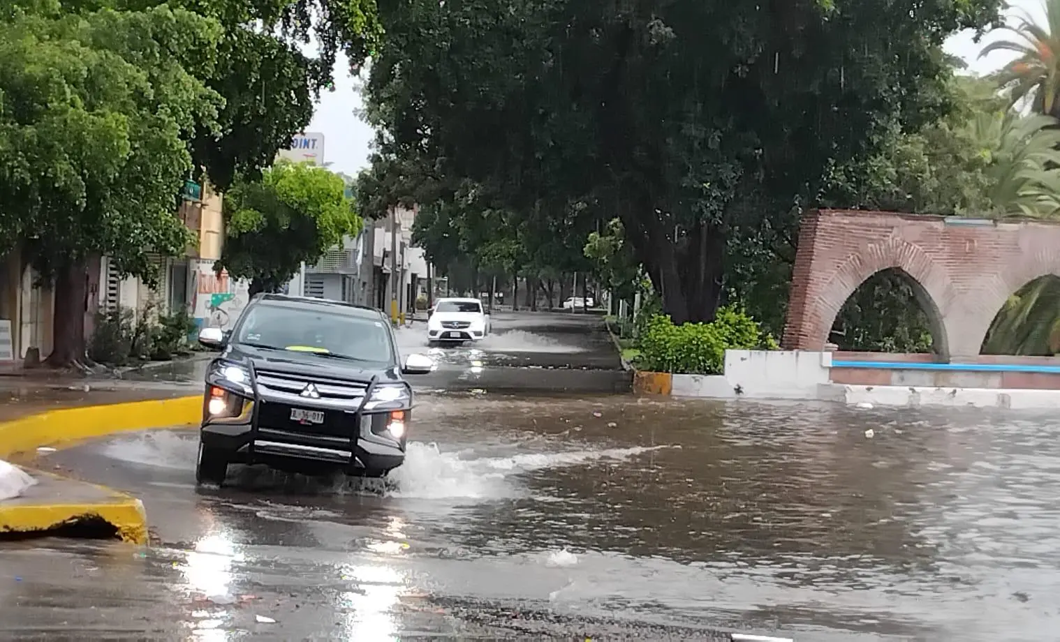 $!Cae lluvia sobre Culiacán este sábado