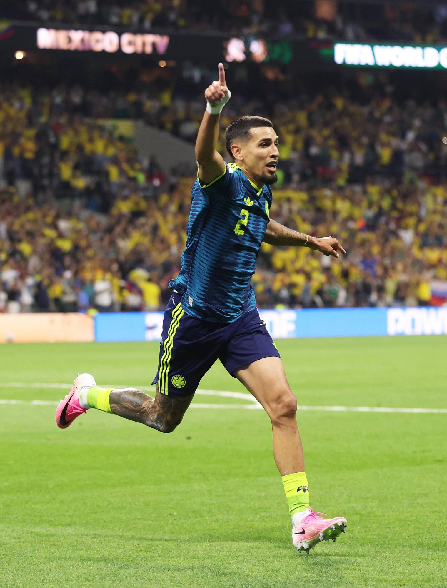 $!Colombia sufre, pero debuta con victoria ante Uzbekistán en CDMX