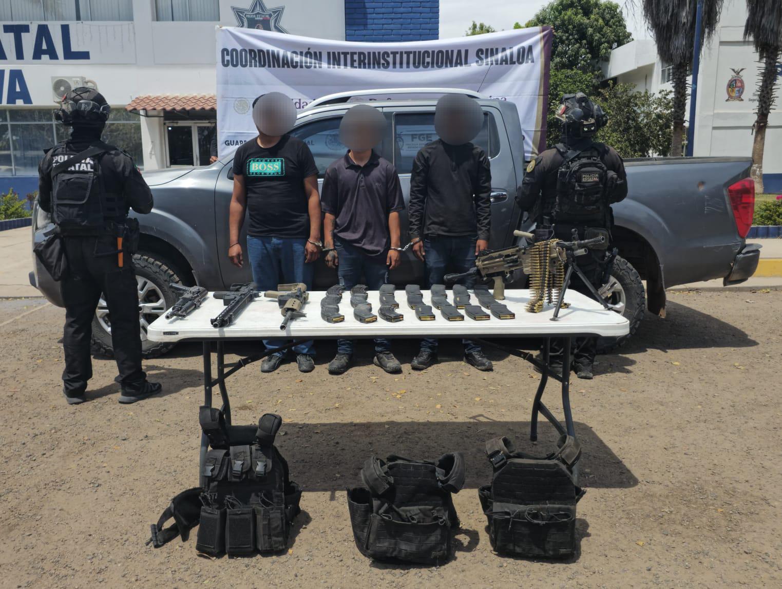 $!Detienen a siete civiles armados en Culiacán; cuatro son menores de edad