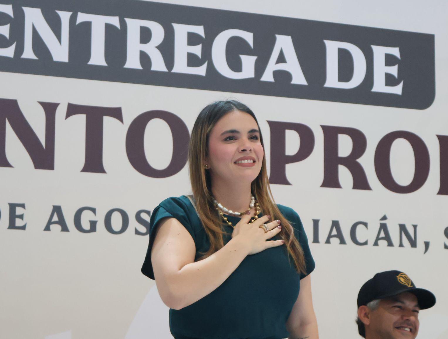$!Reciben 220 emprendedores equipos para fortalecer economía familiar, en Culiacán