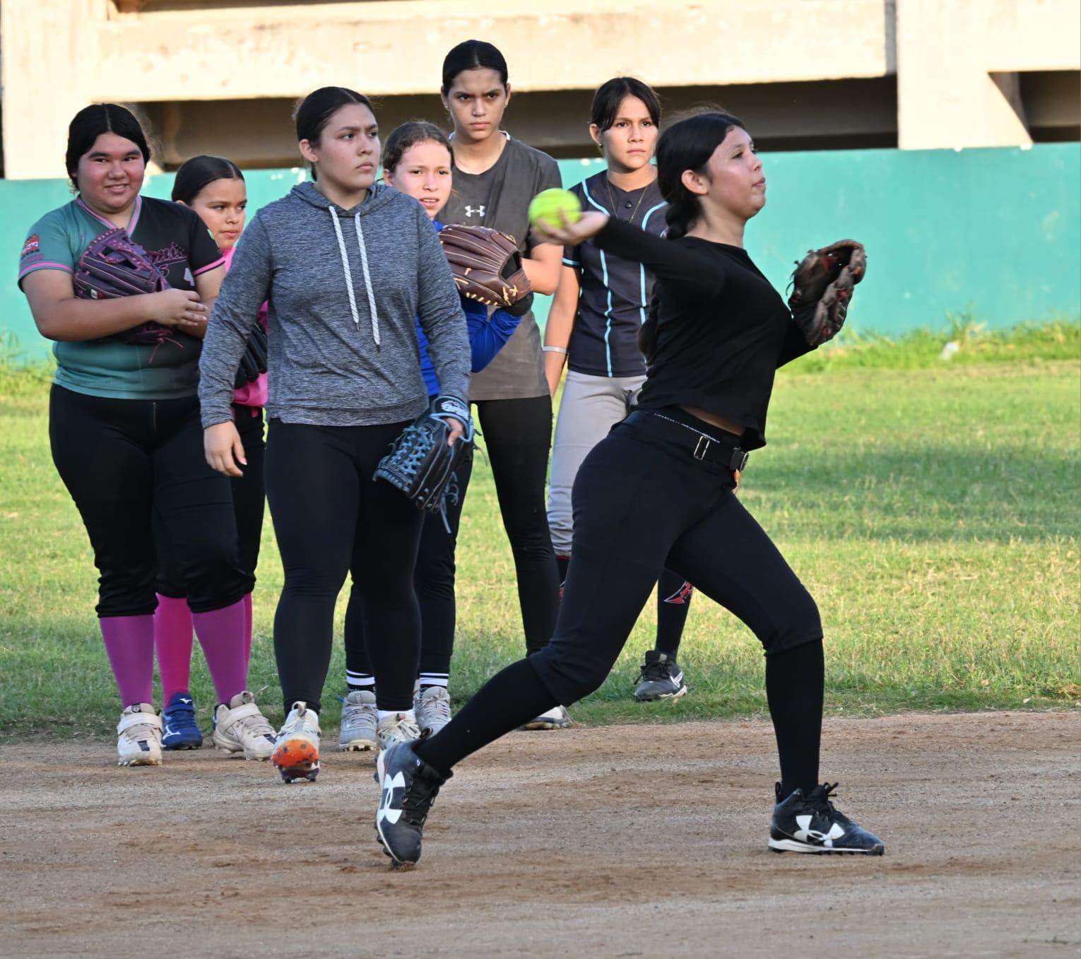 $!Softbol mazatleco busca talento para repetir éxito en Olimpiada