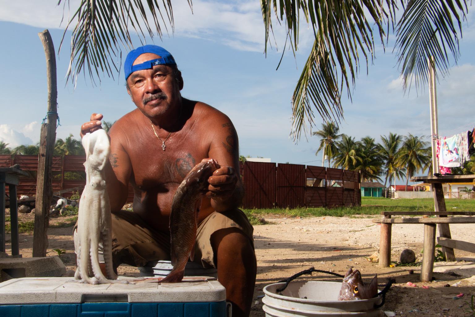 $!Javier Corea, pescador de la sociedad cooperativa de El Cuyo, en Yucatán.