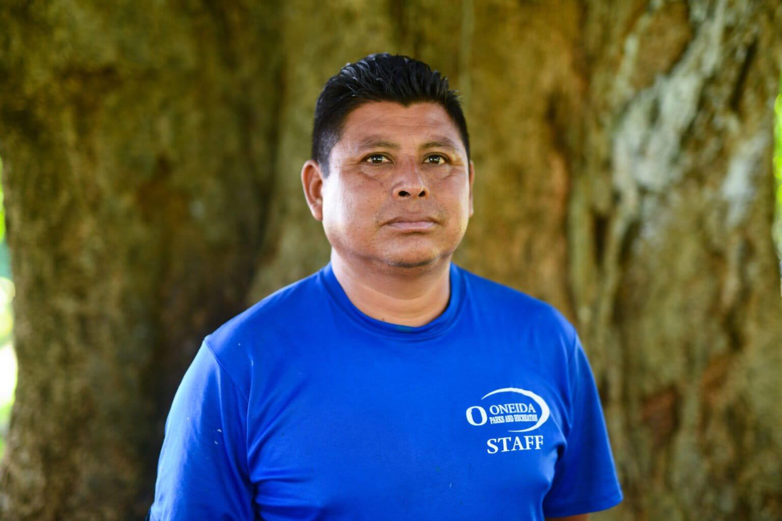 $!El pescador de la cooperativa Guillermo Ortíz dice que la muerte de los arrecifes por blanqueamiento también es una preocupación porque de ahí depende la diversidad marina y las especies que sustentan su trabajo.