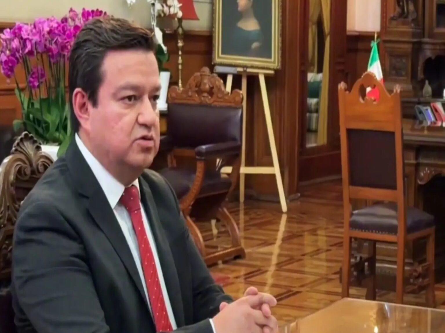 $!Sheinbaum niega relación entre relevo en Pemex y derrame en el Golfo; asegura continuidad de la reestructura