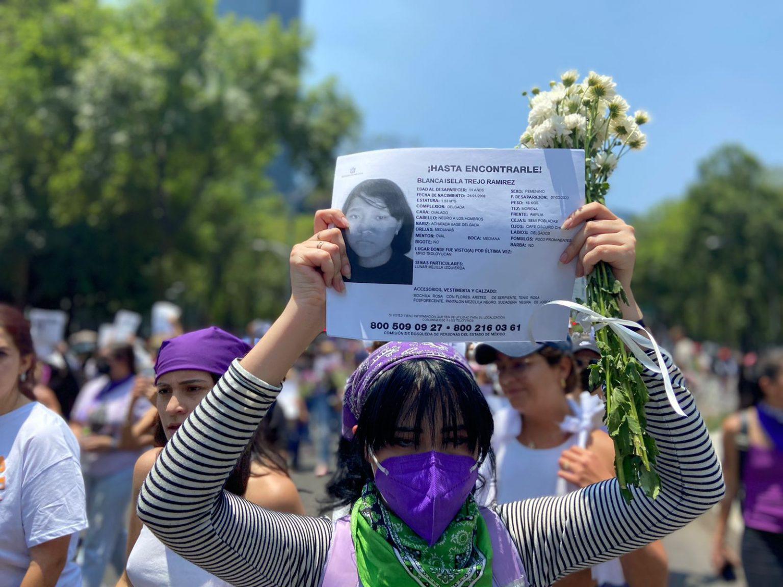 $!‘¡No fue accidente, fue feminicidio!’: Mujeres marchan en CDMX para exigir justicia en el caso Debanhi