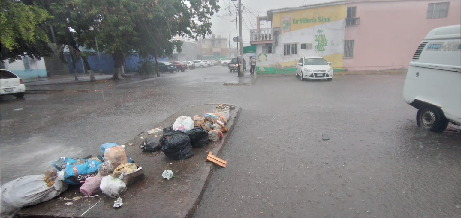 $!Reportan un muerto tras las lluvias por ‘Beatriz’ en Mazatlán
