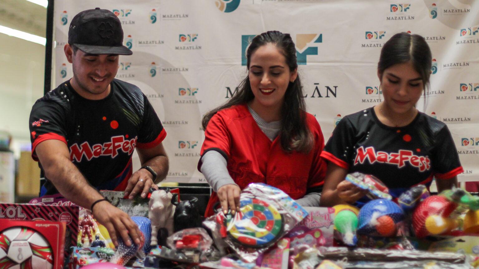 $!Venados de Mazatlán se suma a campaña ‘Un Juguete por Sonrisas’