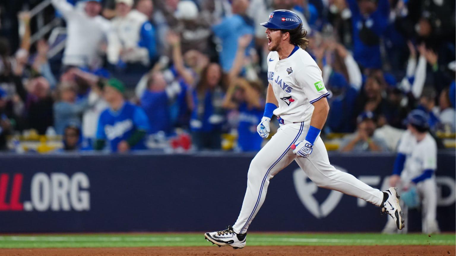$!Toronto arrolla a Dodgers en el Juego 1 de la Serie Mundial con grand slam de Barger